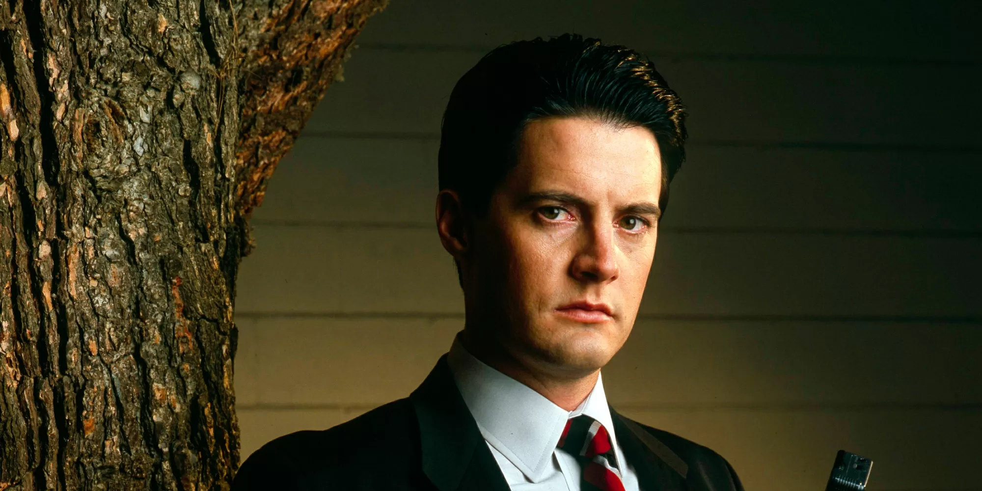 Твин пикс даты. Твин пикс возвращение 2017. Твин пикс даты. Твин пикс заставка к фильму. Твин пикс 1990.