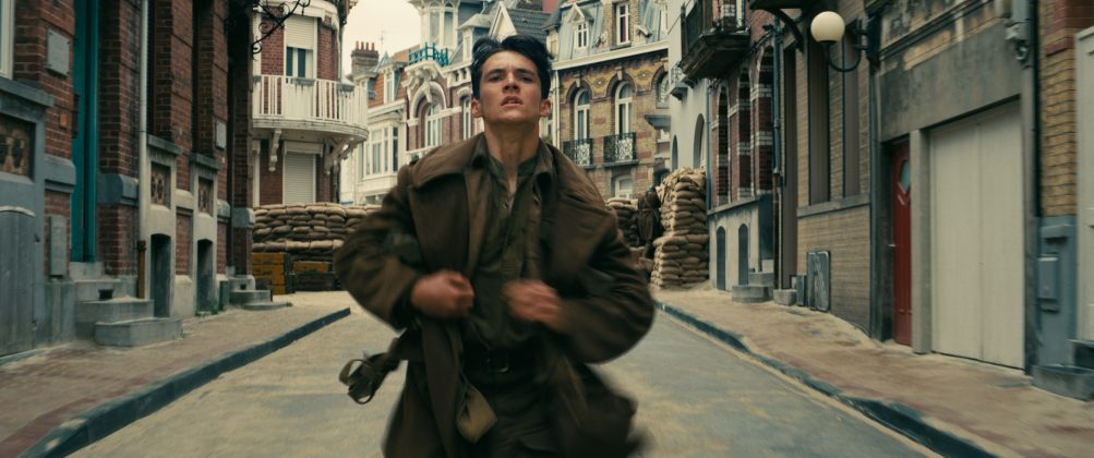 dunkirk fionn whitehead 2