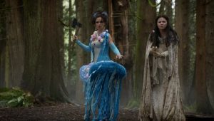 Once Upon a Time 6x07 Heartless Snow White and Blue Fairy holding an axe