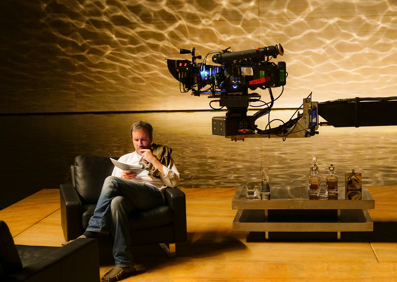 denis villeneuve on the set