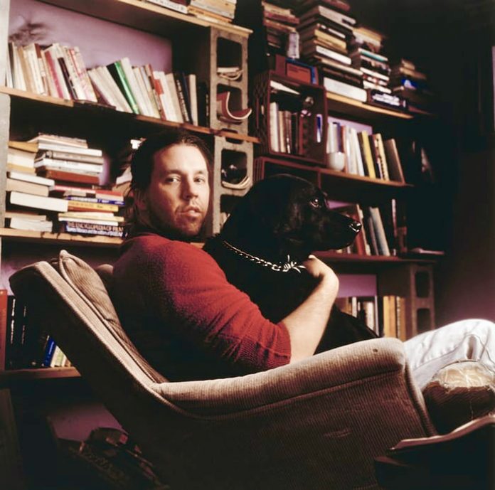 David Foster Wallace spiega il successo del rap insieme all'amico Mark Costello