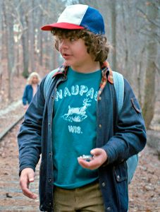 Dustin Henderson Laterale
