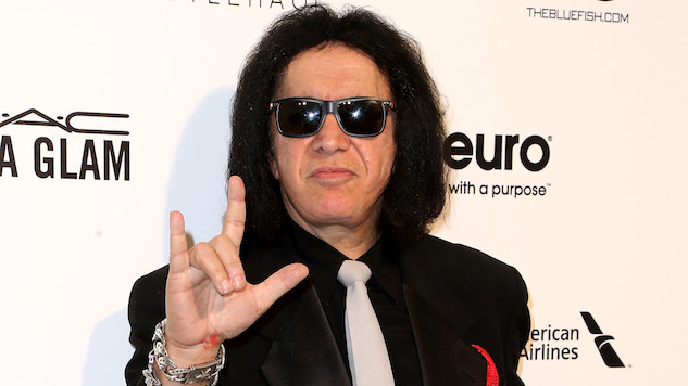 Gene Simmons Hand Gesture Main