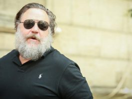 Russel Crowe invita sindaco Appendino