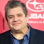 Il comico e attore Patton Oswalt rielabora una teoria sul Joker di Heath Ledger ne Il Cavaliere Oscuro.