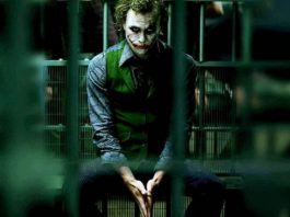 Il comico e attore Patton Oswalt rielabora una teoria sul Joker di Heath Ledger ne Il Cavaliere Oscuro.