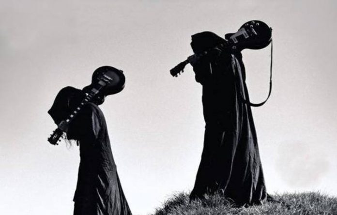 Sunn O)))