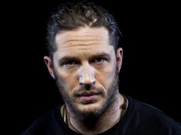 Fonzo: Tom Hardy è Al Capone nella nuova immagine del film