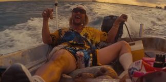 The Beach Bum: il trailer del film con un irriconoscibile Matthew McConaughey