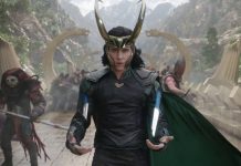 Tom Hiddleston rivela la sua scena improvvisata preferita in Thor: Ragnarok