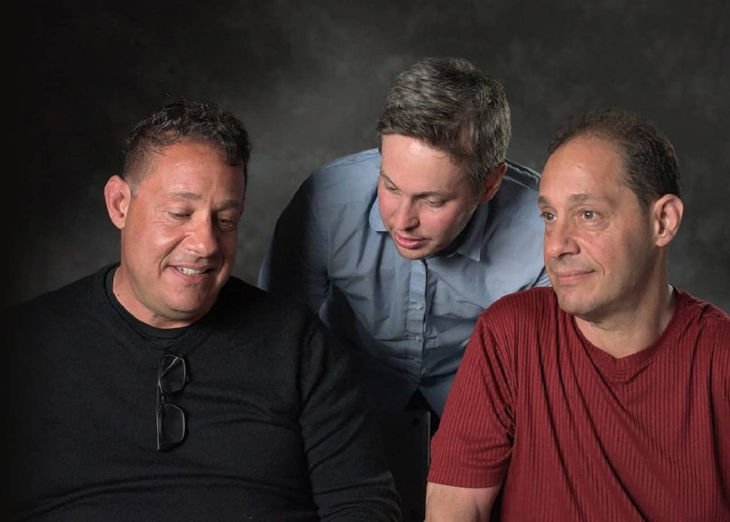 Three identical Strangers