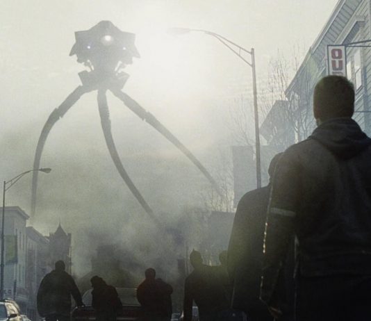 Spielberg: ''il finale della guerra dei mondi non ha senso''
