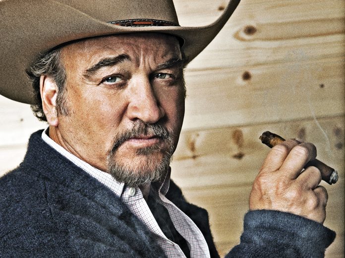 Jim Belushi si è dato alla produzione di cannabis