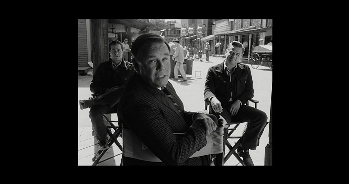 Rick Dalton ( Leonardo di Caprio ) e Cliff Booth ( Brad Pitt ) in una Scena tratta dal Film di Quentin Tarantino: C'era una Volta a... Hollywood
