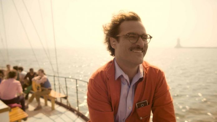 Joaquin Phoenix in Her
