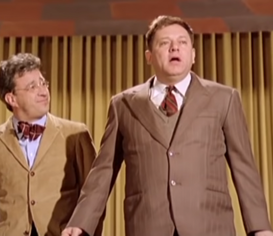 Fantozzi, La corazzata Potemkin, neri parenti