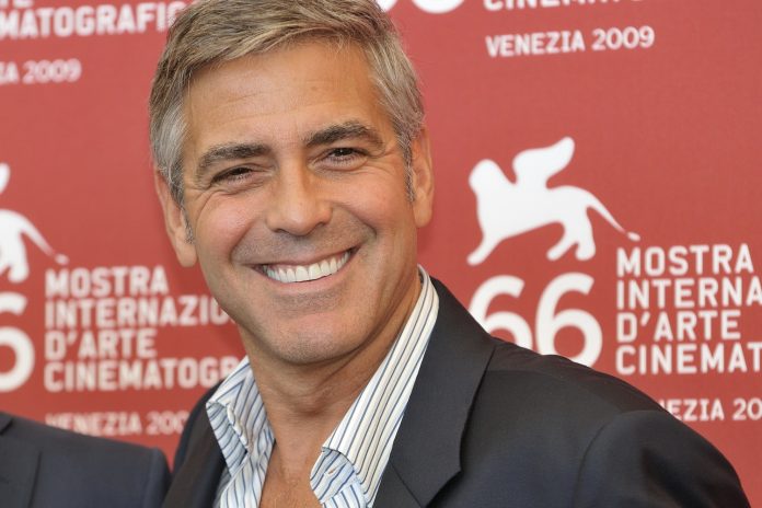 george clooney fa peti flatulenze rutti