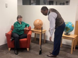 broomstick challenge nasa spiegazione