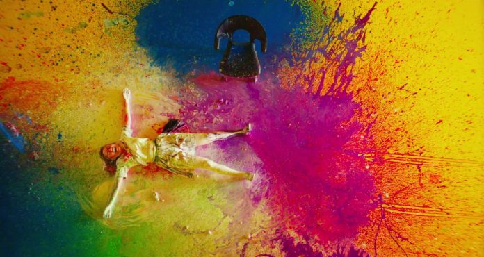 regia e colori: antiporno di Sion Sono