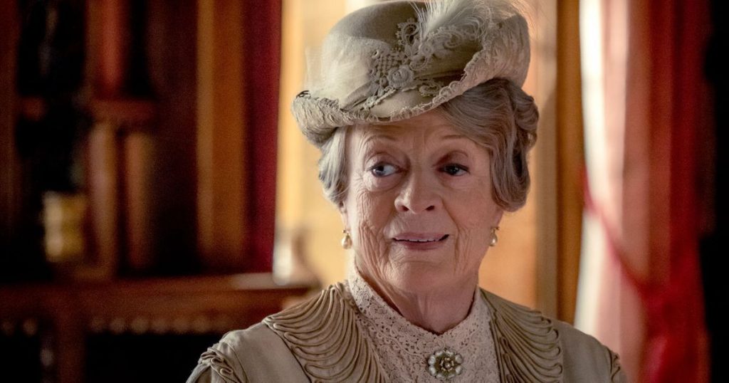 attore caratterista : maggie smith