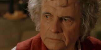 Ian Holm Bilbo baggins morto