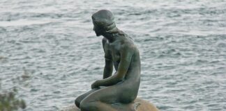 statua sirenetta