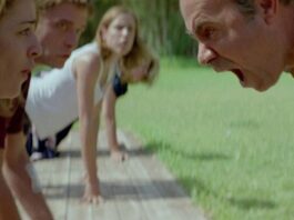 Dogtooth, recensione, kynodontas, yorgos lanthimos