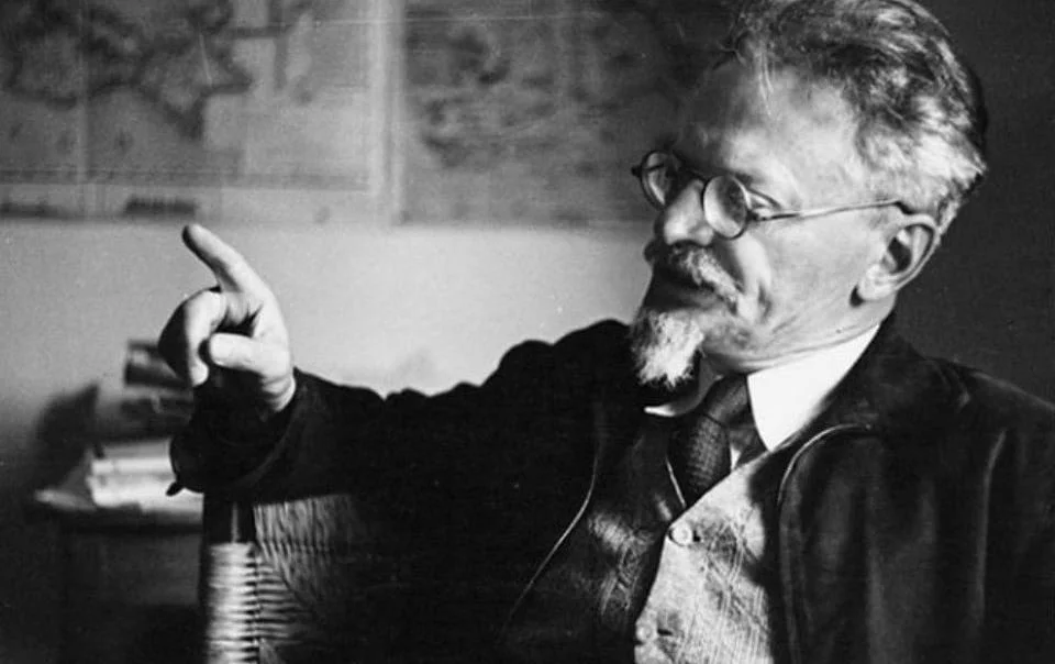 Lev Trotsky : ritratto