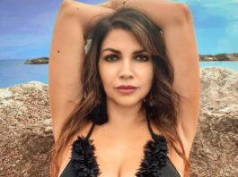Cristina D'avena nuda, crstina d'avena hot, cristina d'avena, cristina d'avena topless, cristina d'avena tette, cristina d'avena sexy, cristina d'avena costume