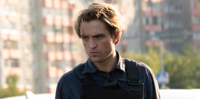 Robert Pattinson in Tenet