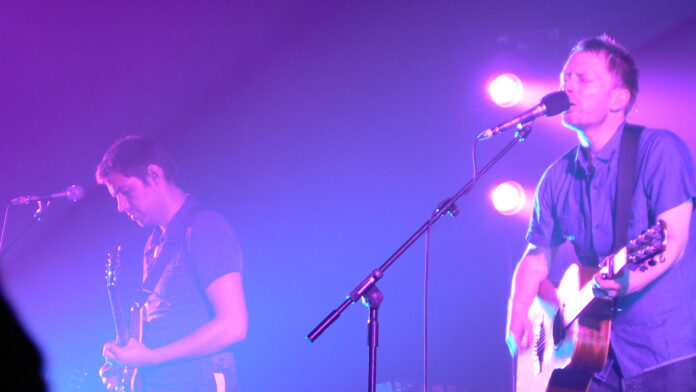 radiohead thom yorke jonny greenwood creep