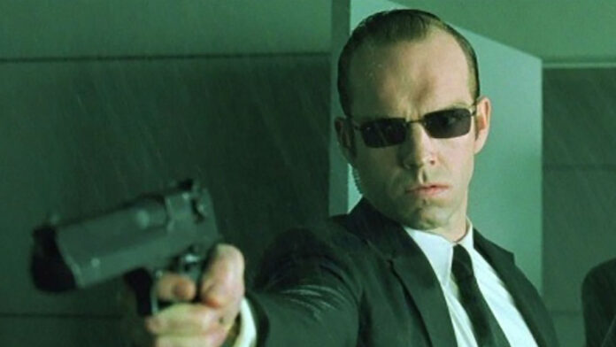 Hugo Weaving, Agente Smith