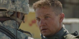 jeremy renner hurtlocker