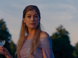 Rosamund pike