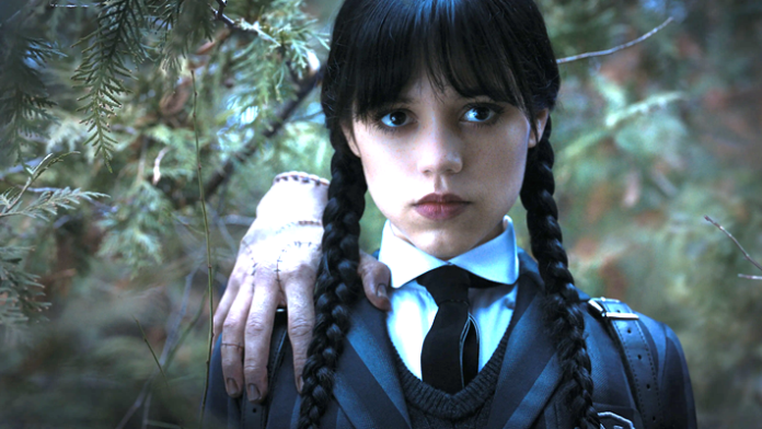 Mano, jenna ortega, mercoled'