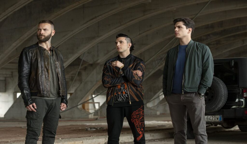 Eduardo Valdarnini insieme ad Alessandro Borghi e Giacomo Ferrara sul set di Suburra.
