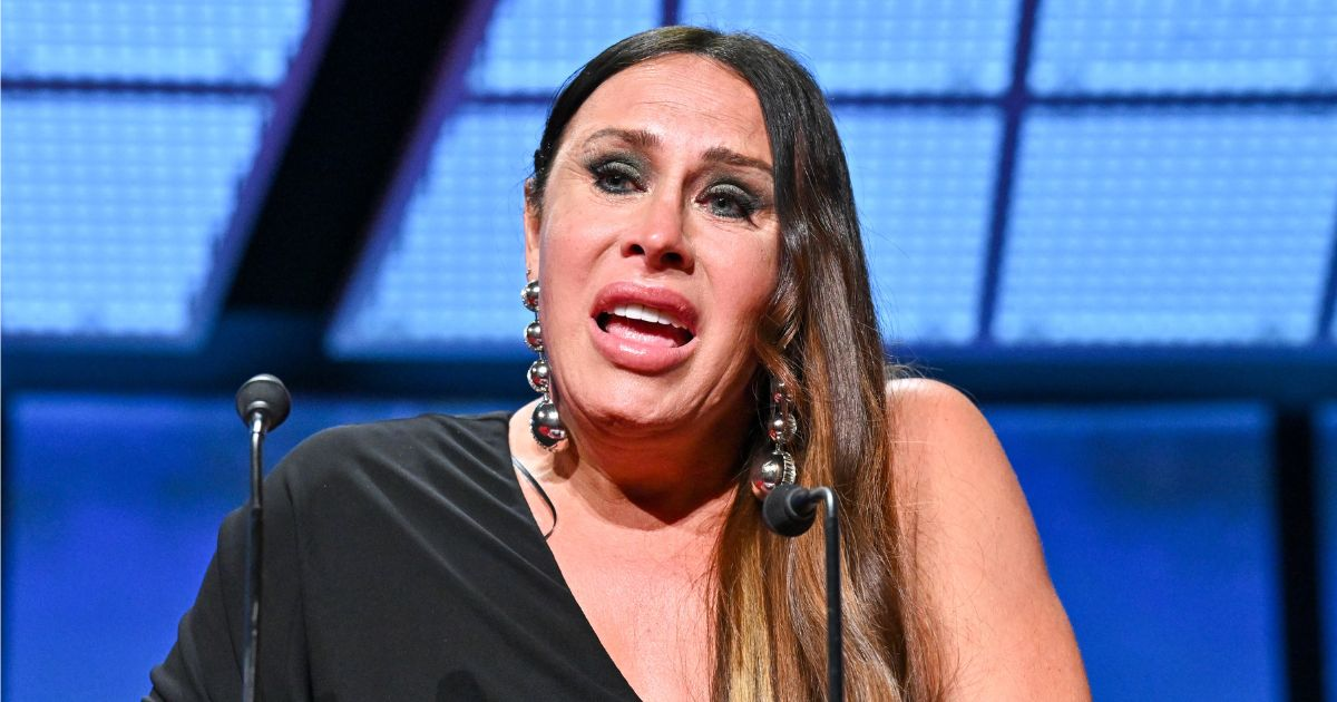 Karla Sofía Gascón, l’attrice di Emilia Pérez in lacrime: “Io crocifissa senza processo”