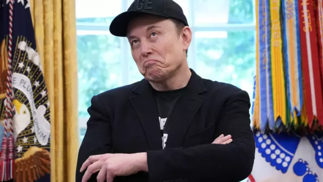 Elon Musk vuole spedire 1 milione di umani su Marte con 1000 navi spaziali entro il 2050