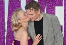 Pamela Anderson e Liam Neeson