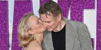Pamela Anderson e Liam Neeson